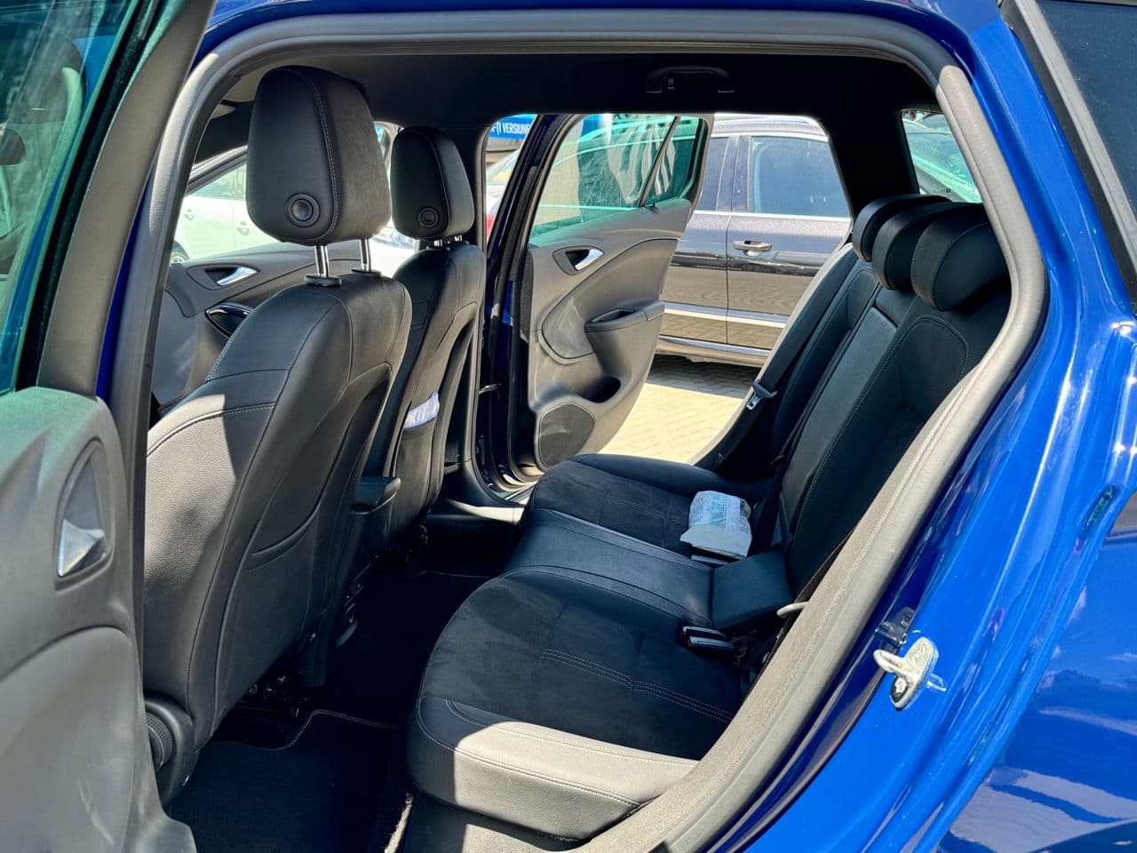 Opel Astra 2019 — Миниатюра 13
