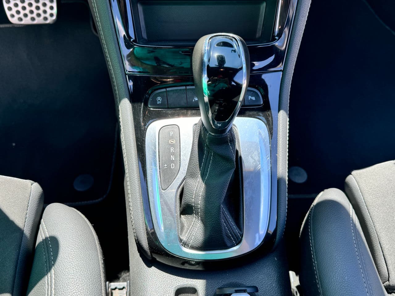 Opel Astra 2019 — Миниатюра 11