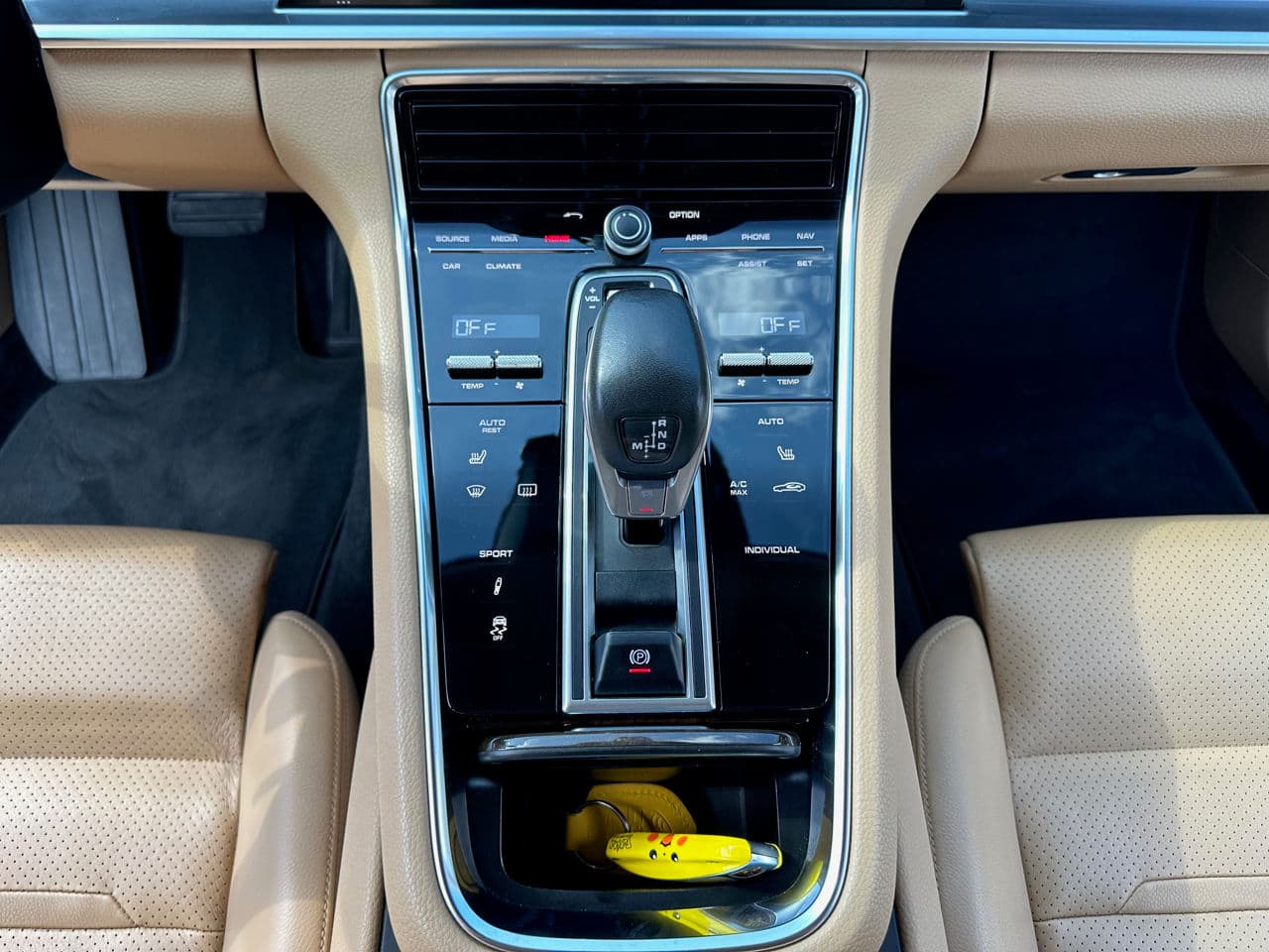 Porsche Panamera 2017 — Миниатюра 16