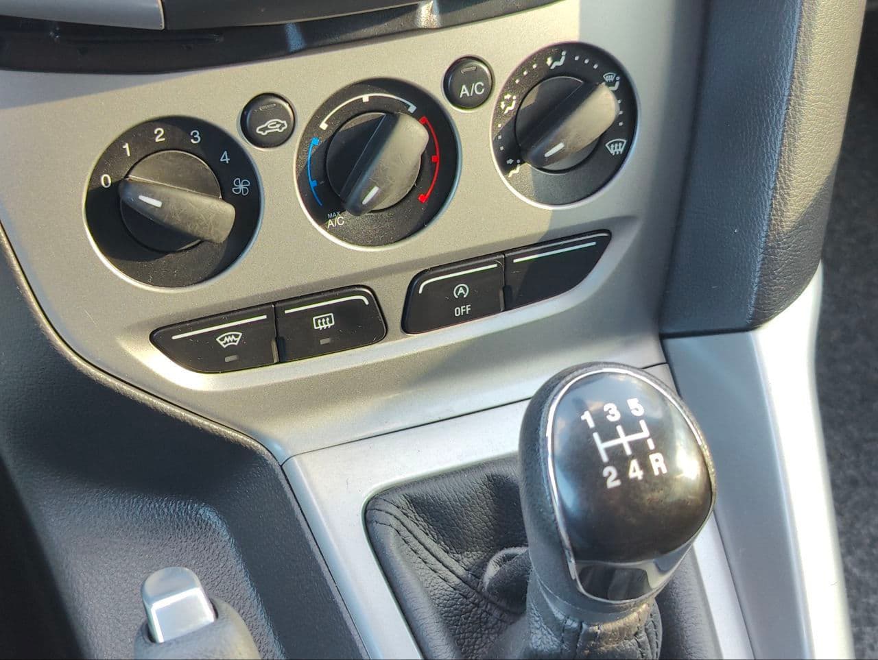 Ford Focus 2014 — Миниатюра 13