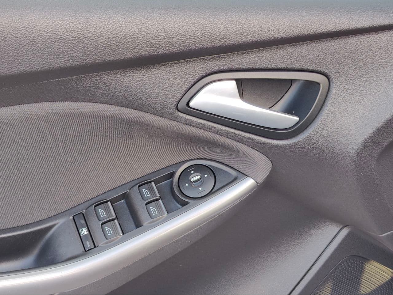 Ford Focus 2014 — Миниатюра 15