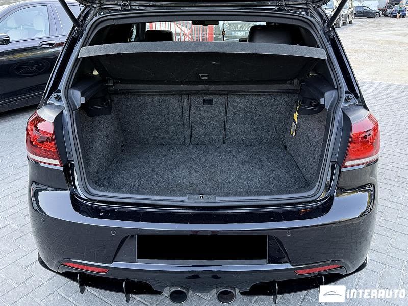 Volkswagen Golf R 2010 — Миниатюра 15