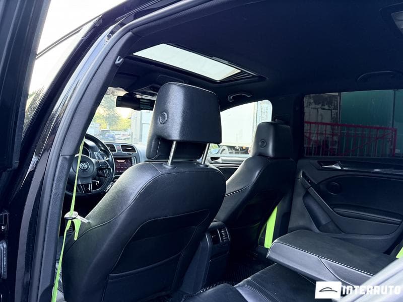 Volkswagen Golf R 2010 — Миниатюра 7