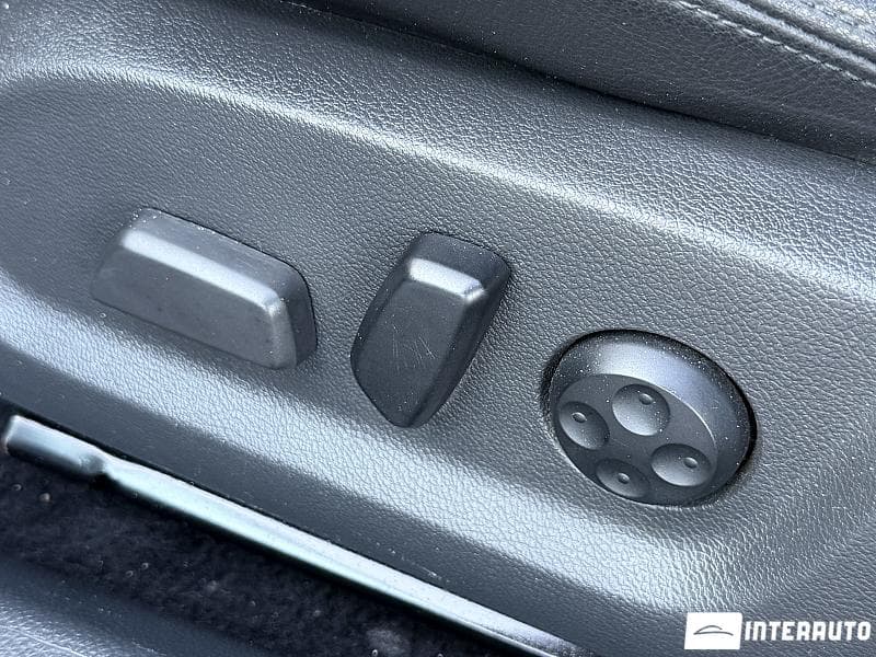 Volkswagen Golf R 2010 — Миниатюра 16