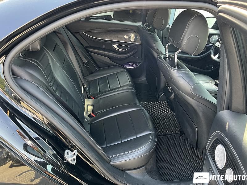Mercedes E 300e 2019 — Миниатюра 8