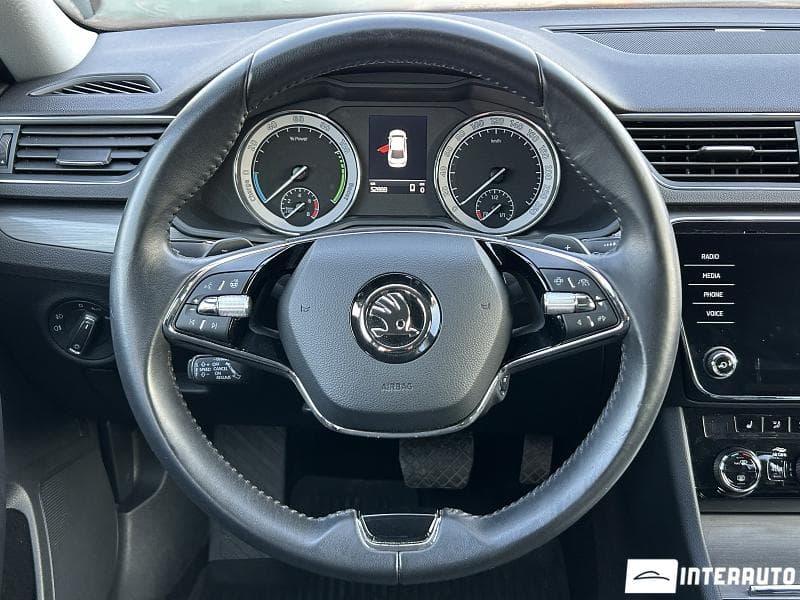 Skoda Superb 2020 — Миниатюра 12