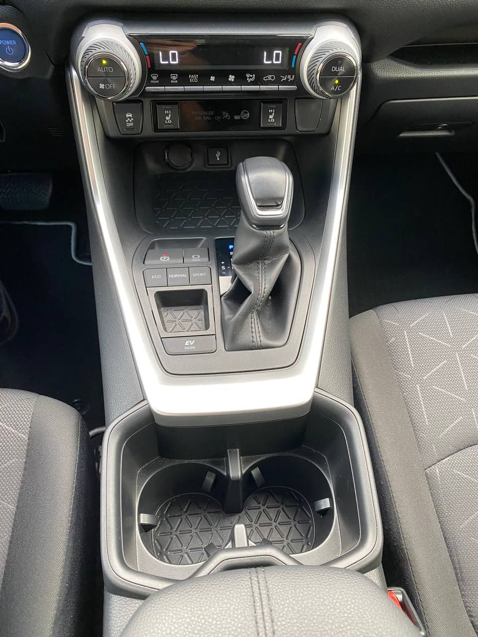 Toyota Rav-4 2022 — Миниатюра 14