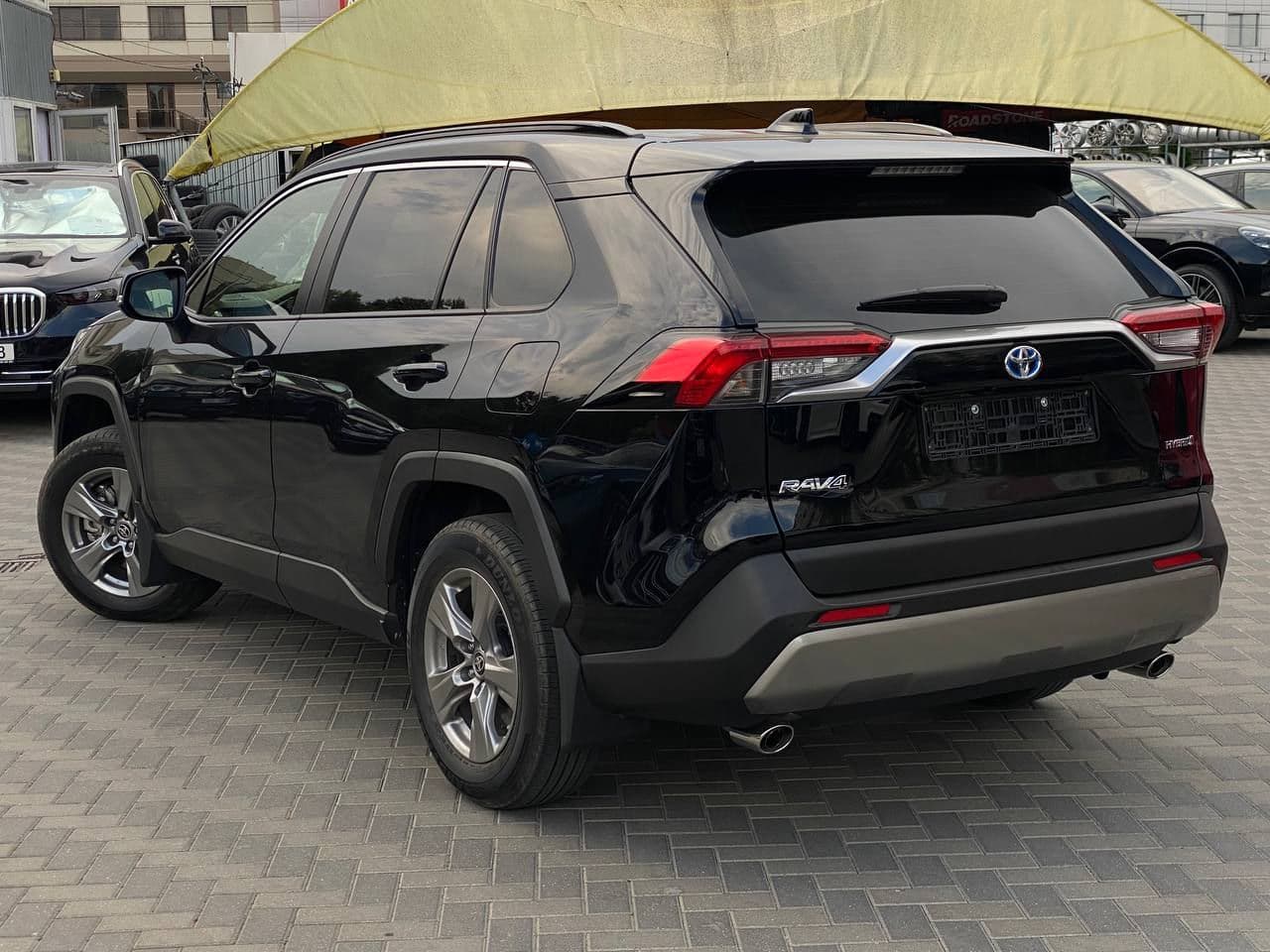 Toyota Rav-4 2022 — Миниатюра 3