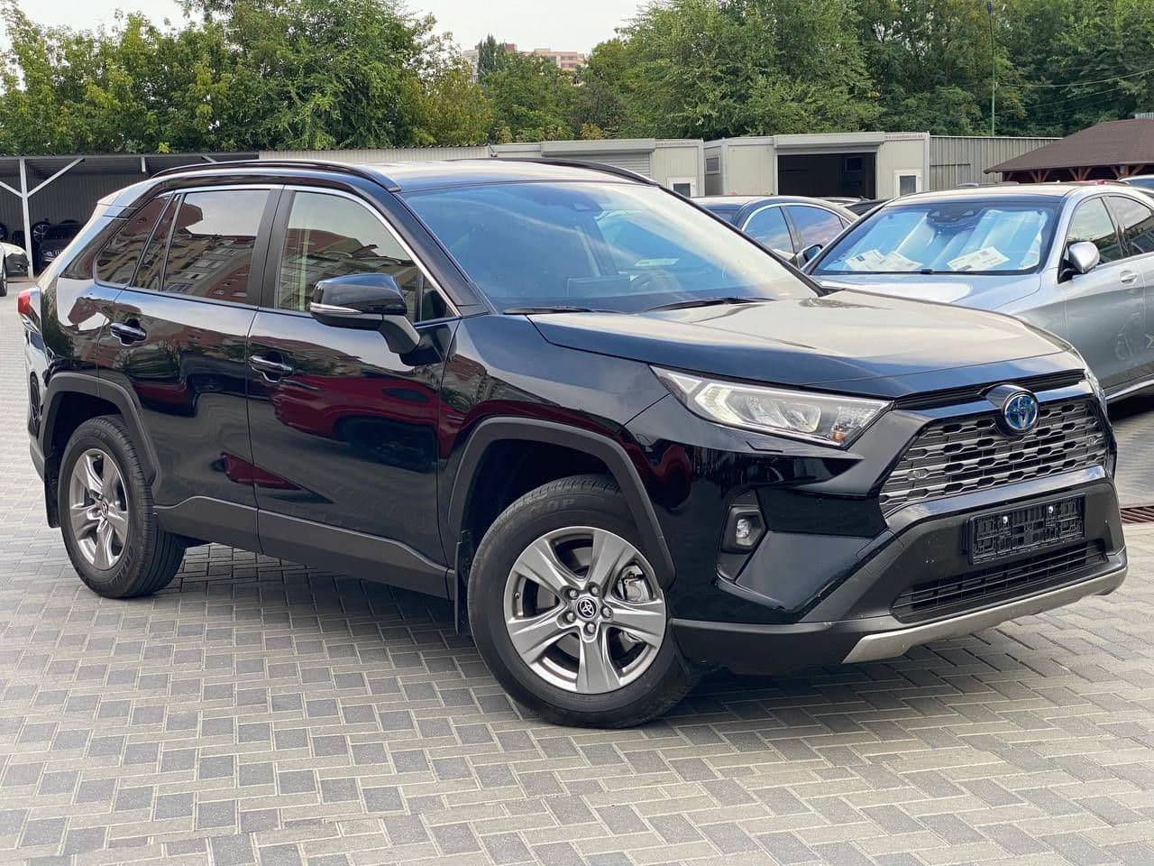 Toyota Rav-4 2022 — Миниатюра 4