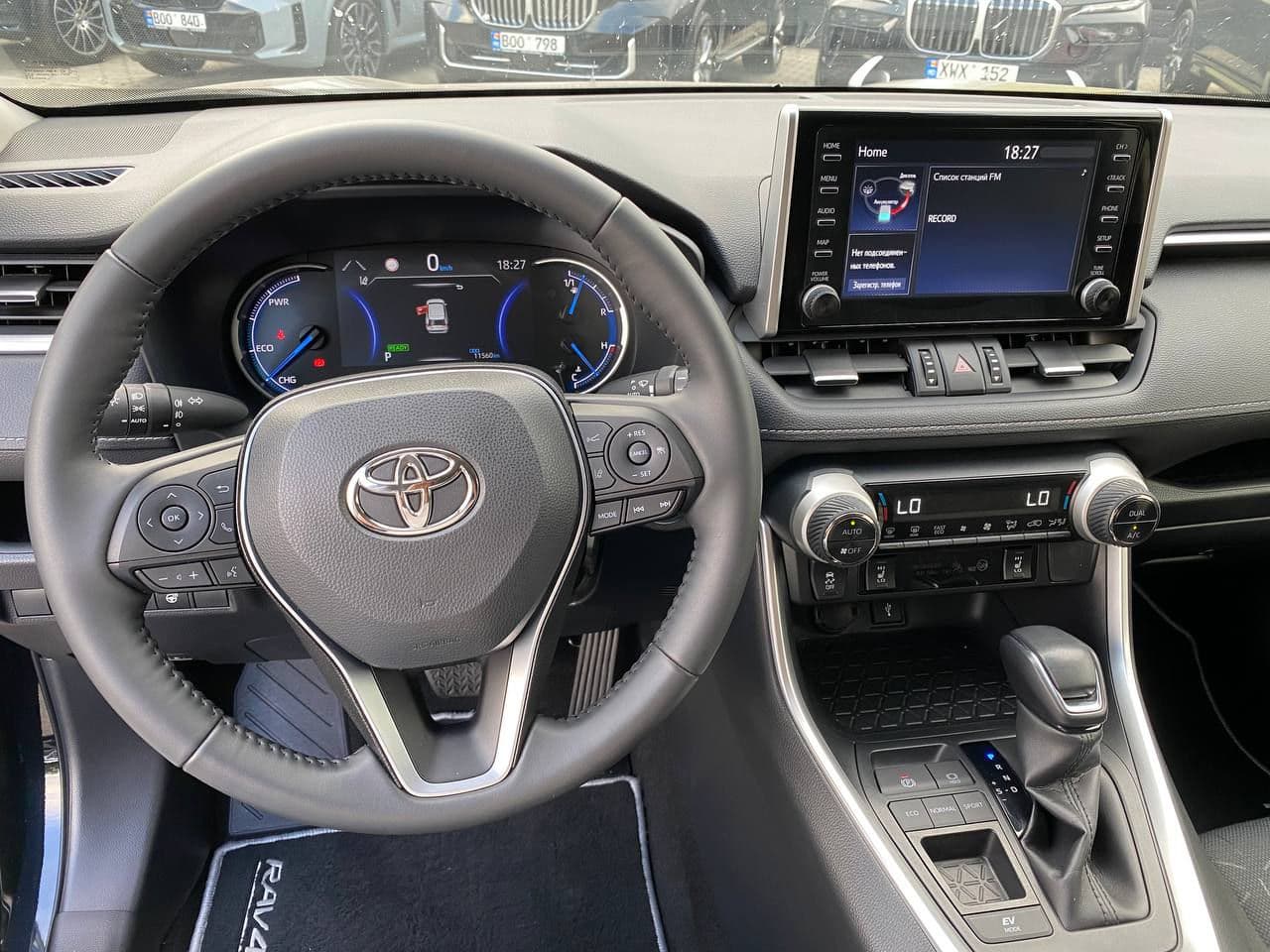 Toyota Rav-4 2022 — Миниатюра 8