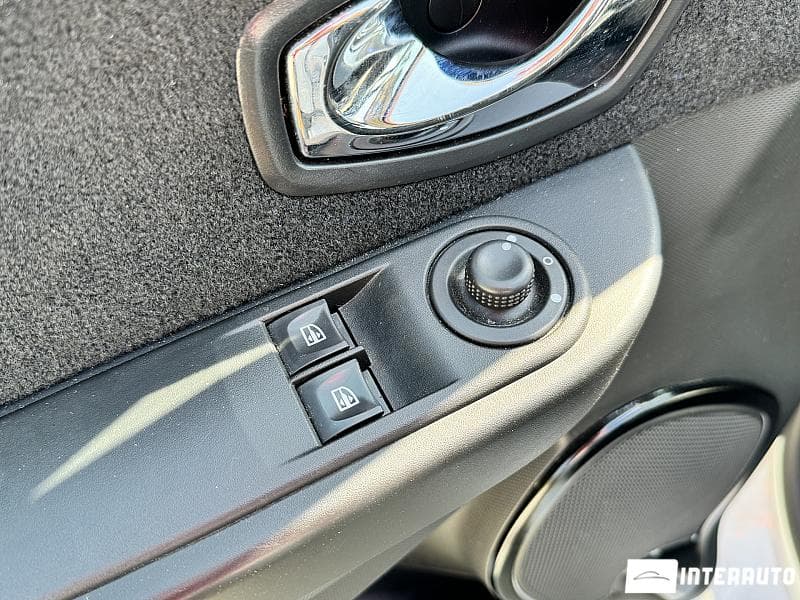 Renault Clio 2015 — Миниатюра 18