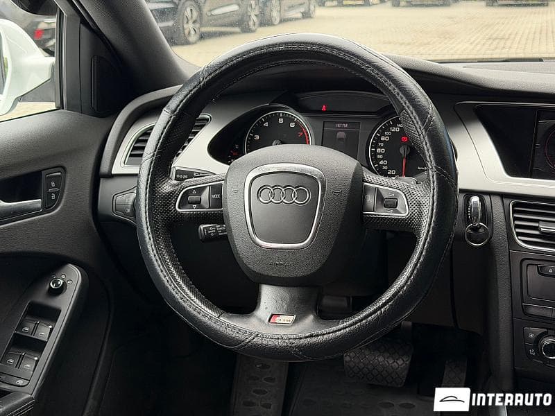 Audi A4 2011 — Миниатюра 10