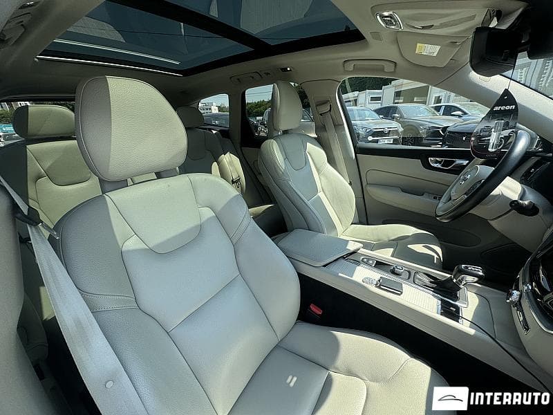 Volvo XC 60 2018 — Миниатюра 21