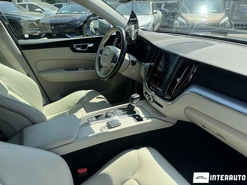 Volvo XC 60 2018 — Миниатюра 23