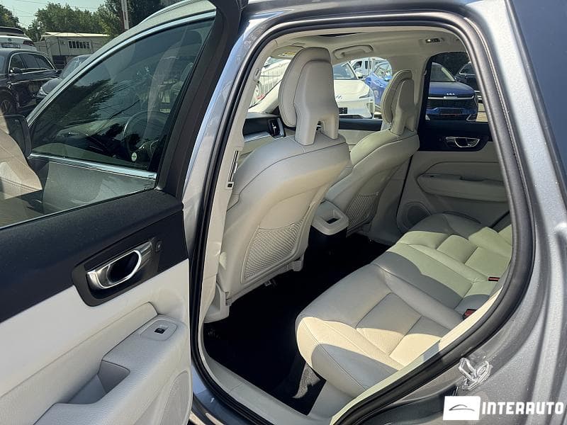 Volvo XC 60 2018 — Миниатюра 24