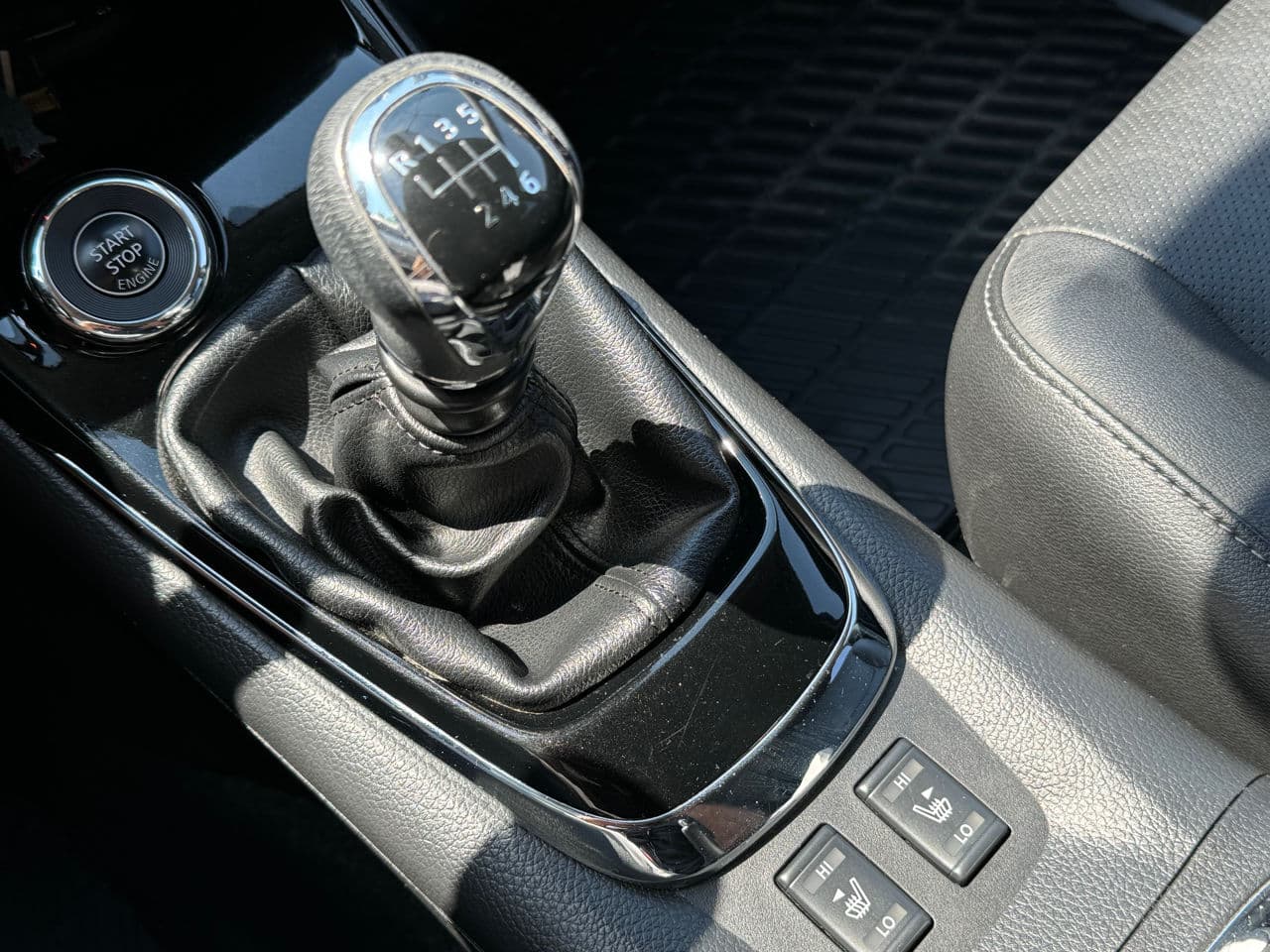 Nissan Pulsar 2014 — Миниатюра 18