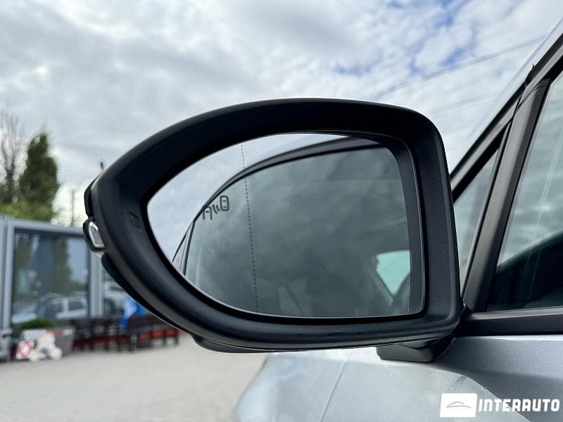 Volkswagen e-Golf 2019 — Миниатюра 8