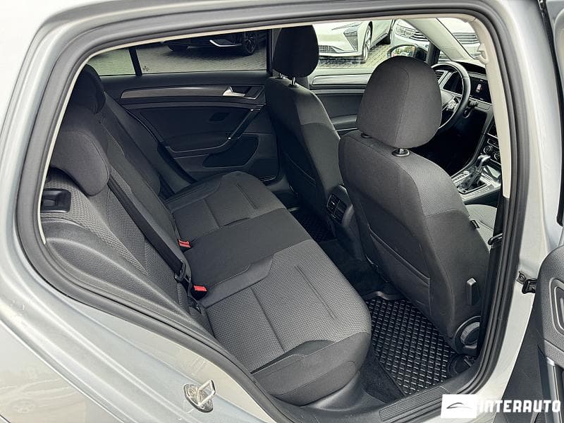 Volkswagen e-Golf 2019 — Миниатюра 28