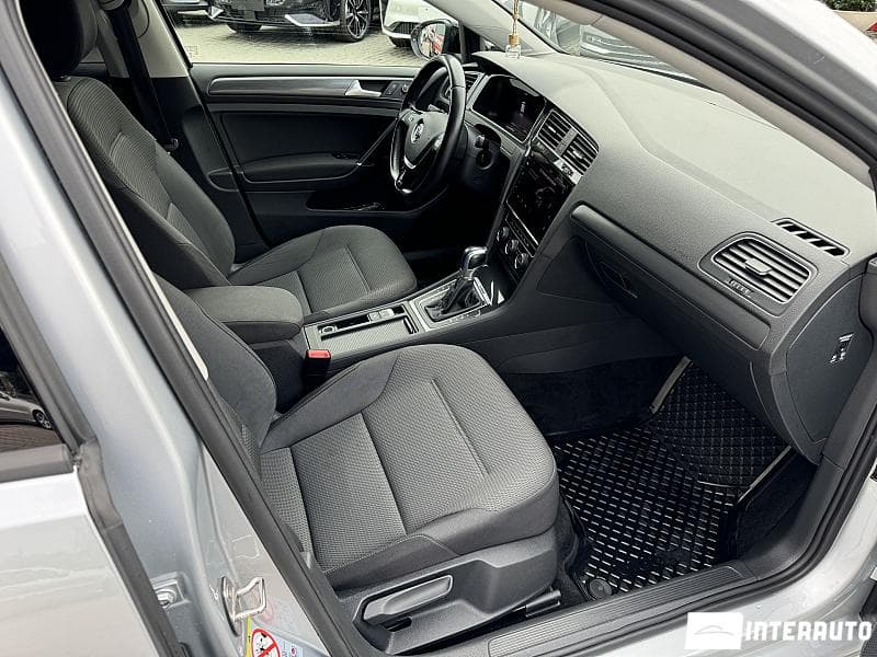 Volkswagen e-Golf 2019 — Миниатюра 21