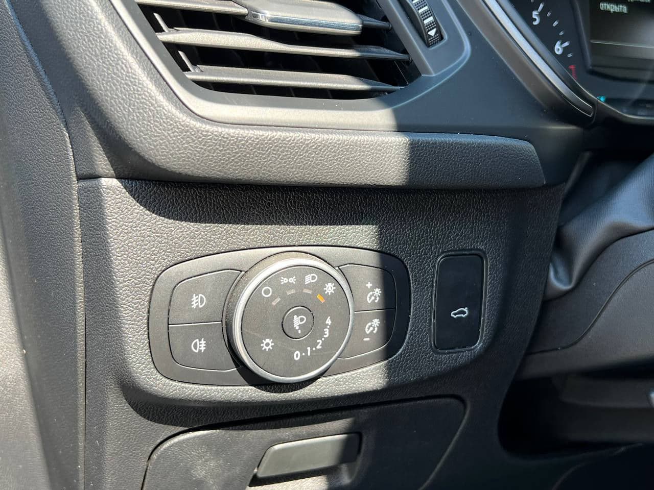 Ford Focus 2019 — Миниатюра 13