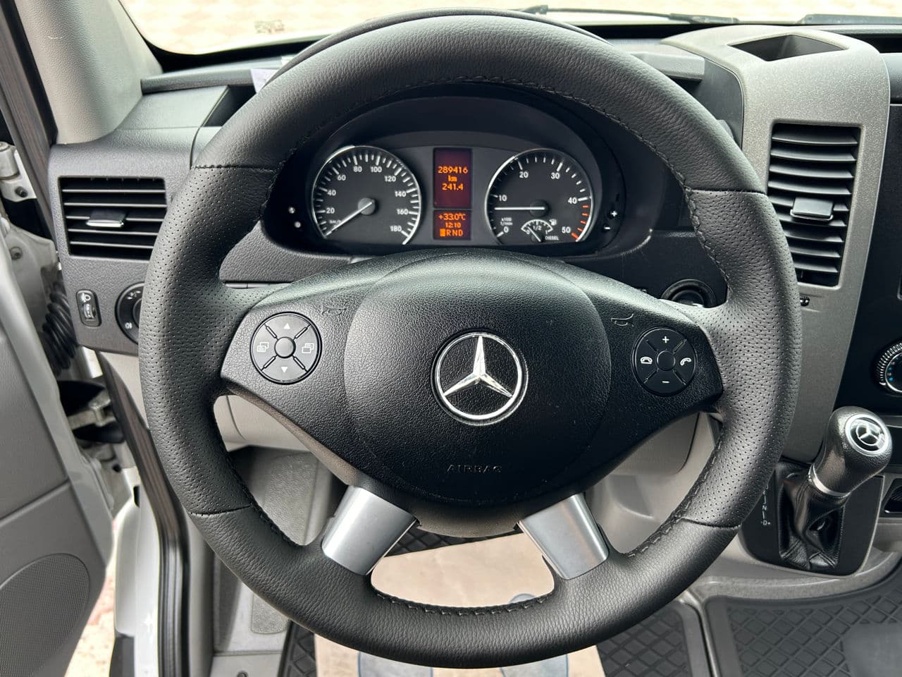 Mercedes Sprinter 2016 — Миниатюра 9