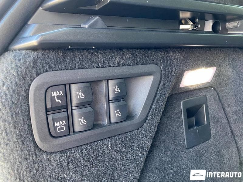 2022 BMW X7 4.0d — Miniatură 17