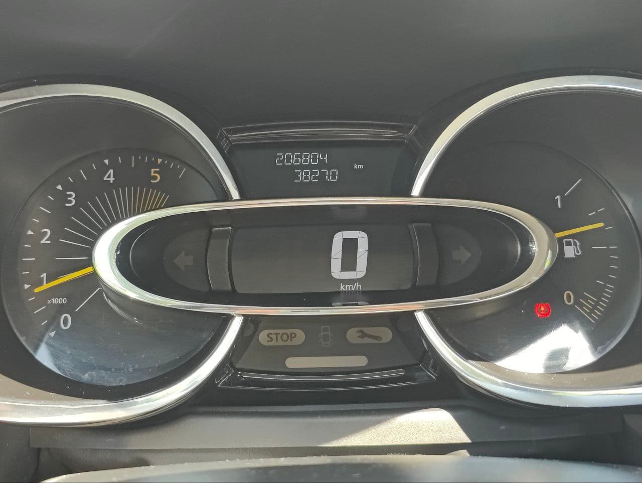 Renault Clio 2015 — Миниатюра 12