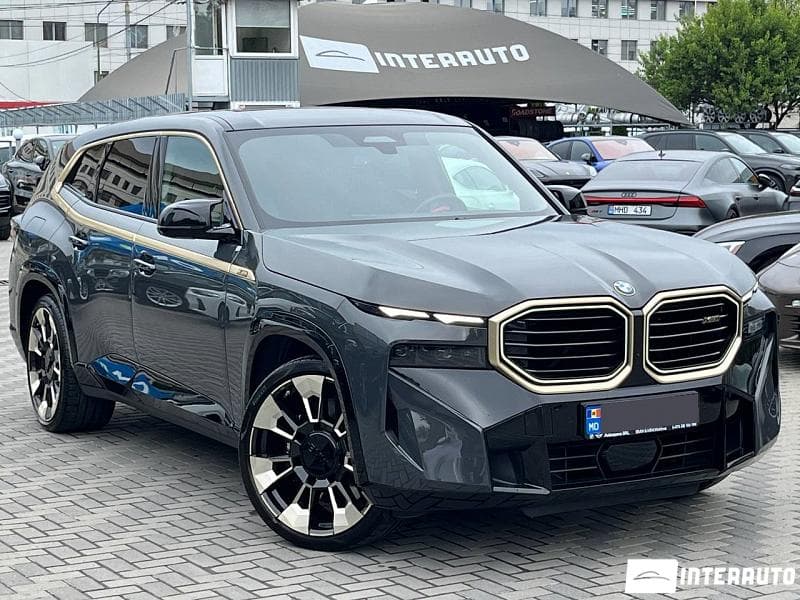 BMW XM