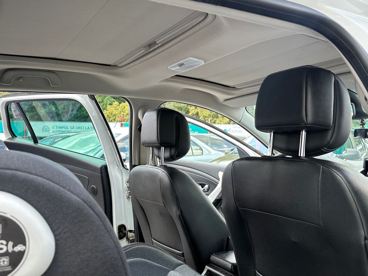 Renault Megane 2012 — Миниатюра 23