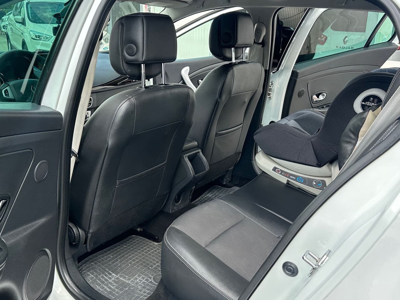 Renault Megane 2012 — Миниатюра 25