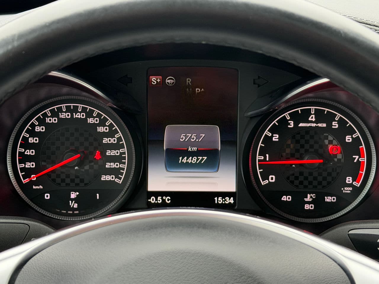 Mercedes C 43 AMG 2017 — Миниатюра 13