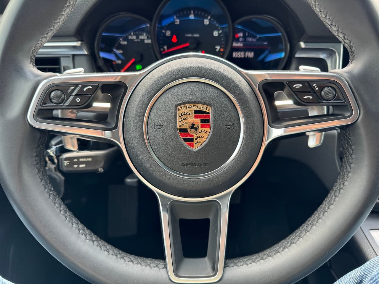 Porsche Macan 2019 — Миниатюра 14