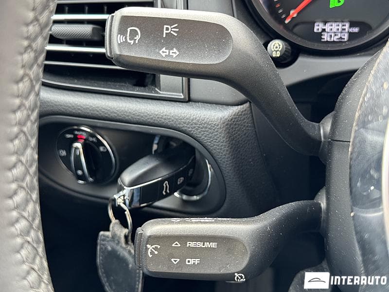 Porsche Macan 2019 — Миниатюра 13