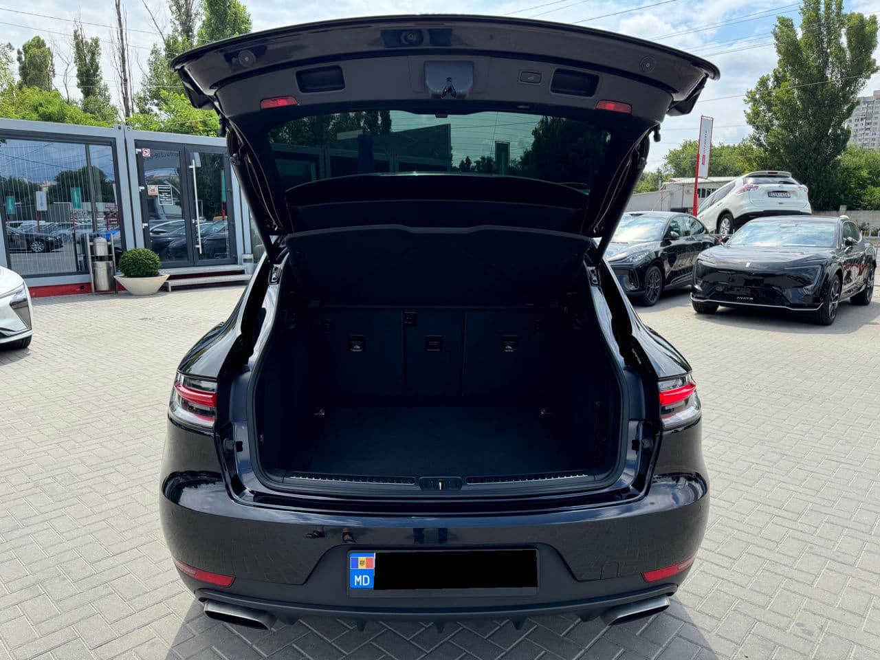 Porsche Macan 2019 — Миниатюра 26