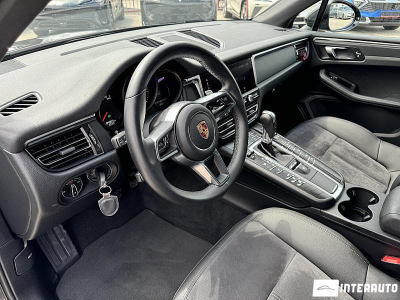 Porsche Macan 2019 — Миниатюра 10
