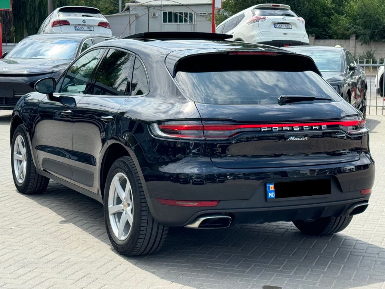 Porsche Macan 2019 — Миниатюра 2