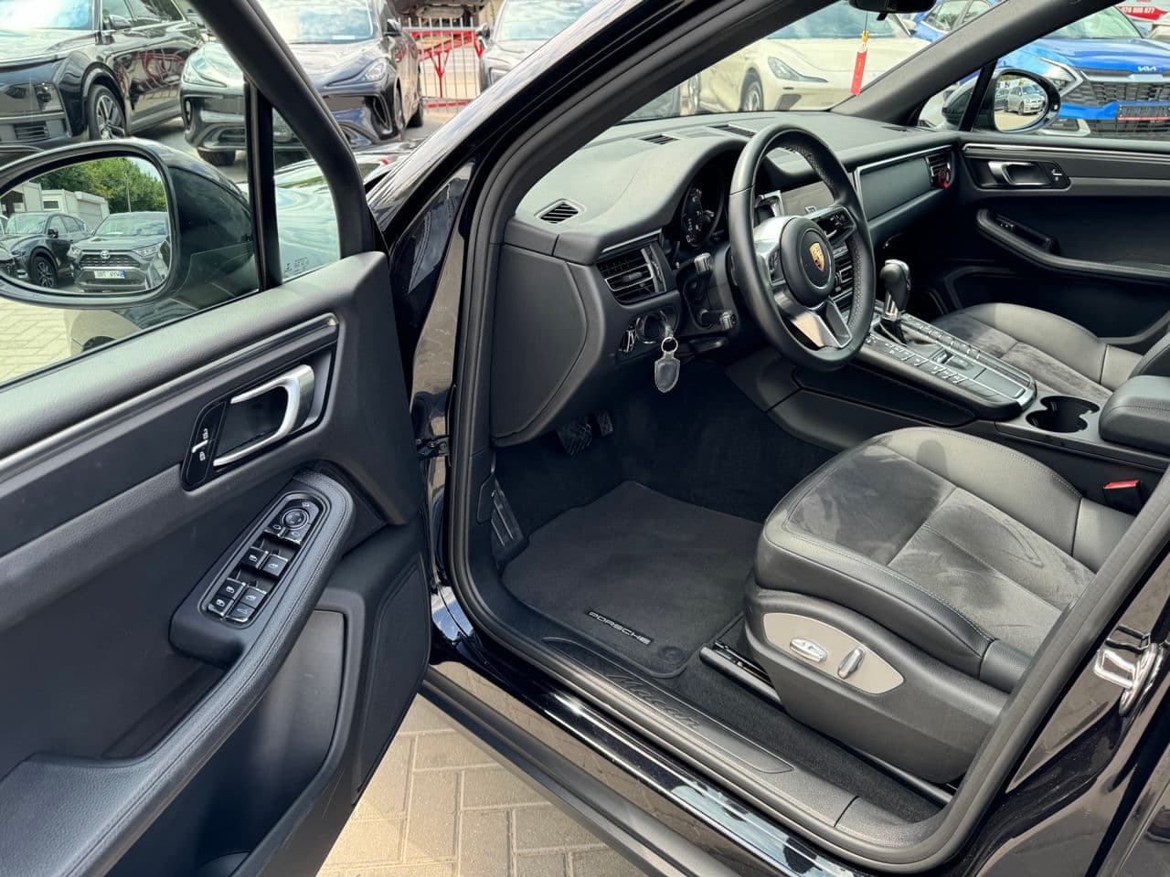 Porsche Macan 2019 — Миниатюра 7