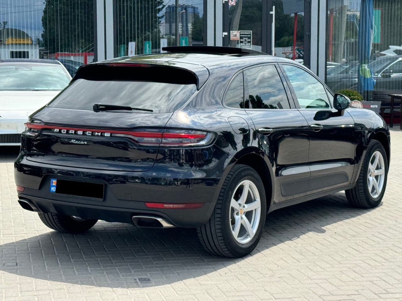 Porsche Macan 2019 — Миниатюра 3