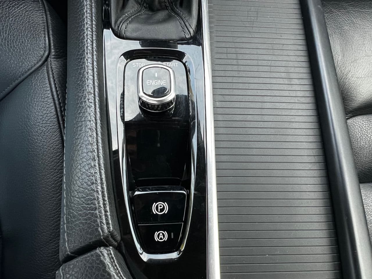 Volvo S 90 2017 — Миниатюра 11