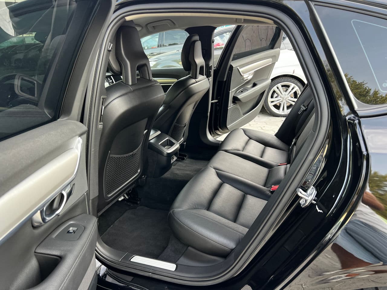 Volvo S 90 2017 — Миниатюра 6