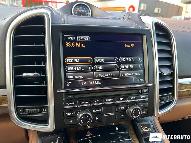 Porsche Cayenne S 2013 — Миниатюра 11
