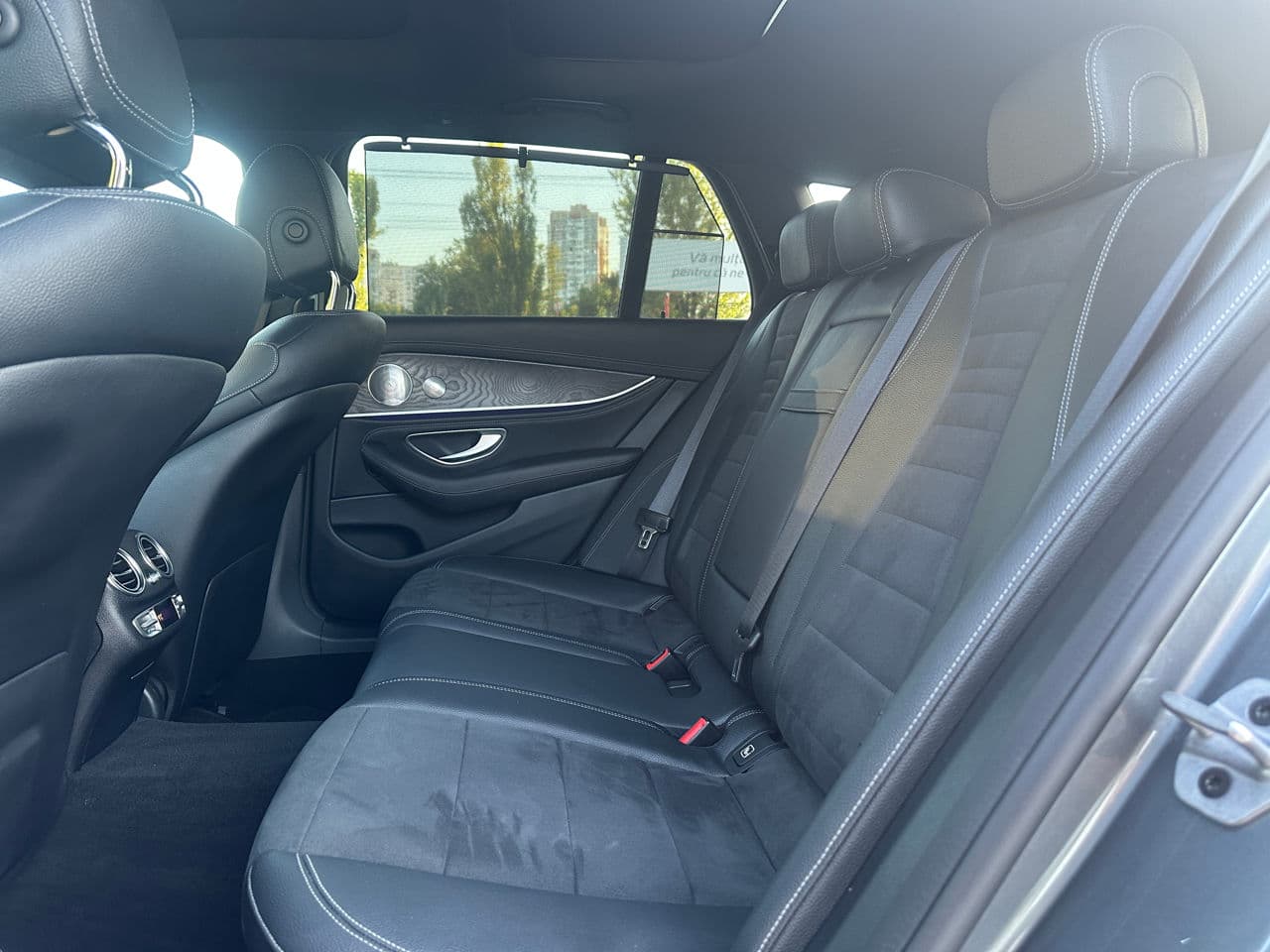 Mercedes E 220 2020 — Миниатюра 19