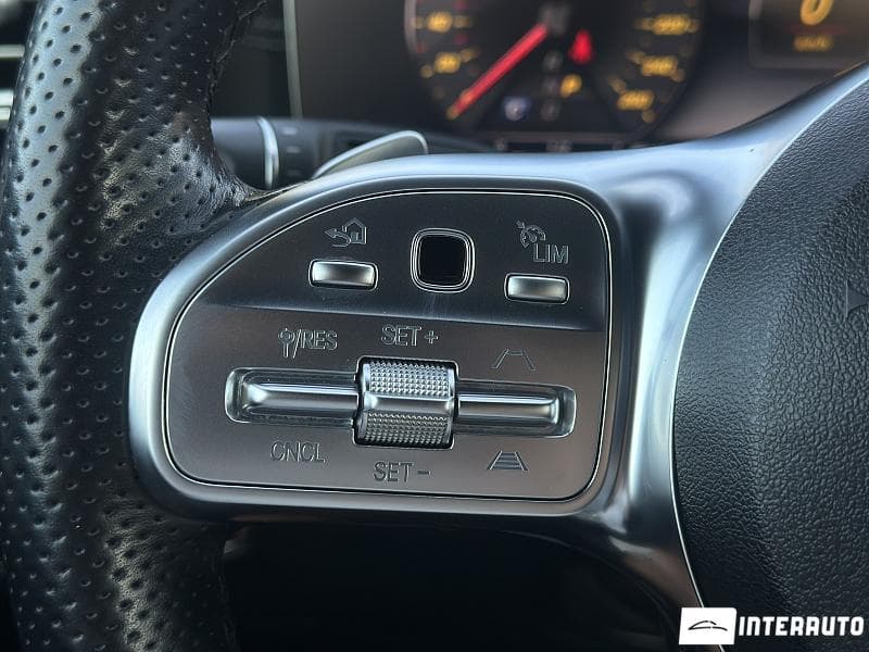 Mercedes E 220 2020 — Миниатюра 11