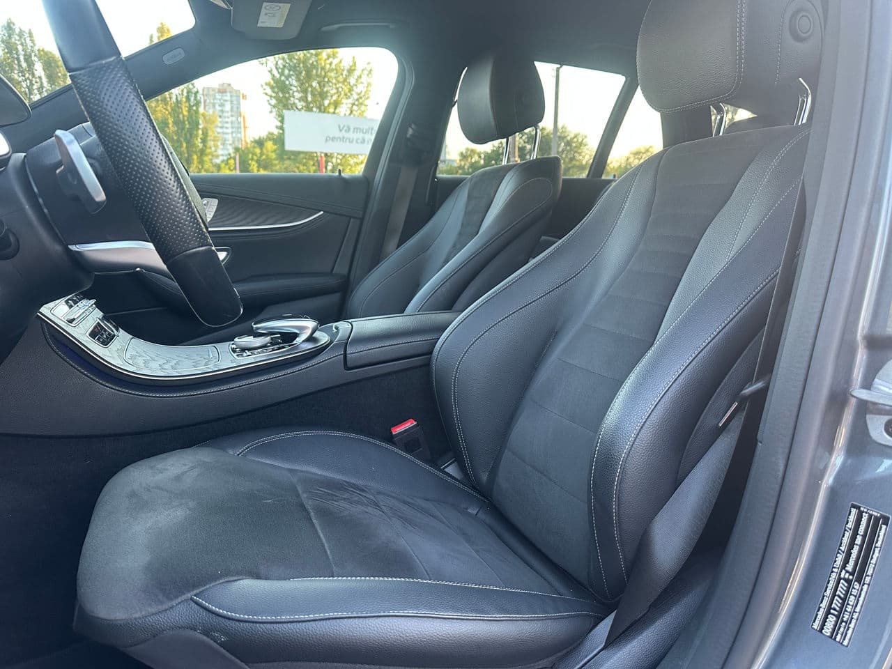 Mercedes E 220 2020 — Миниатюра 5