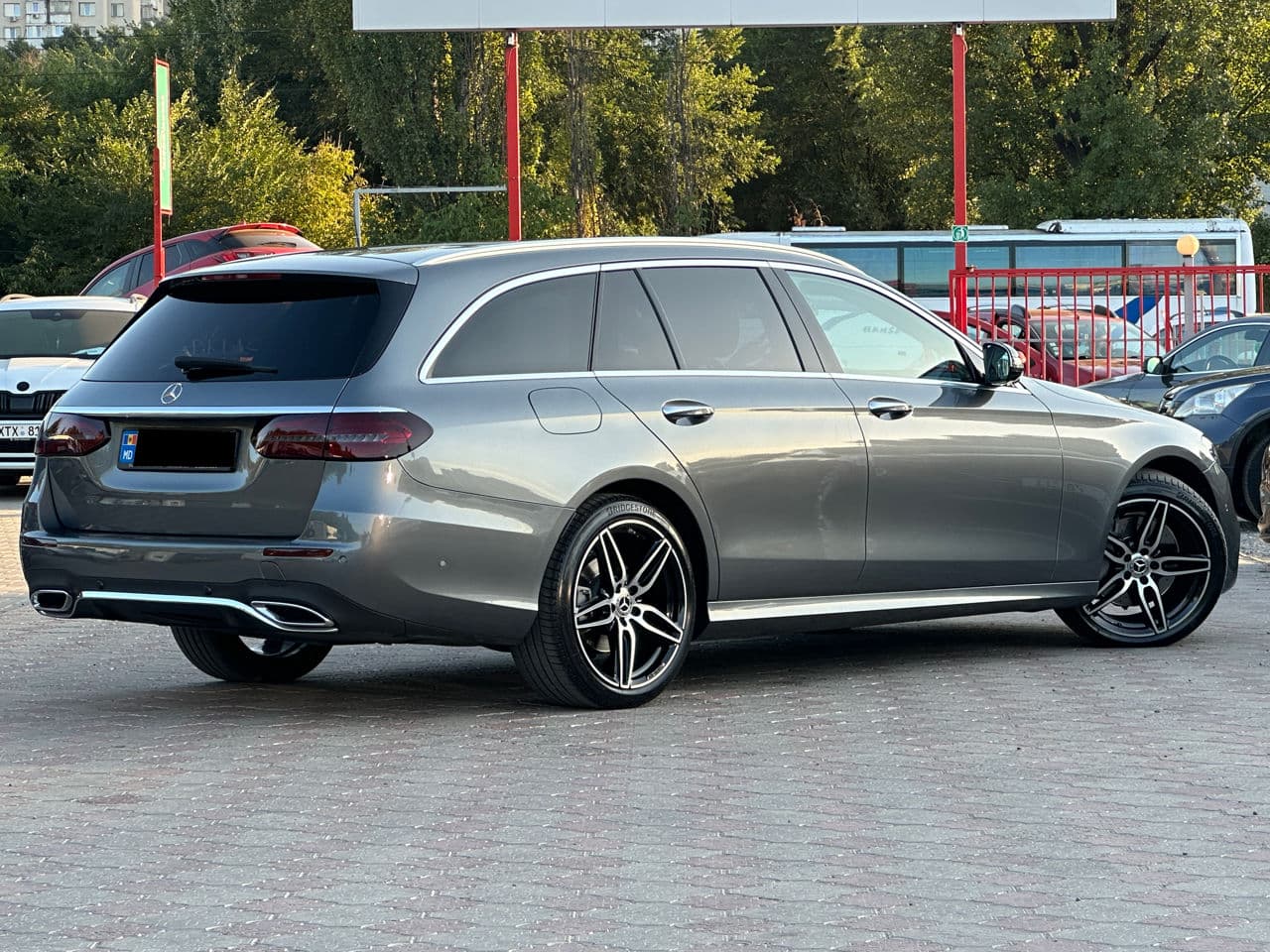 Mercedes E 220 2020 — Миниатюра 3