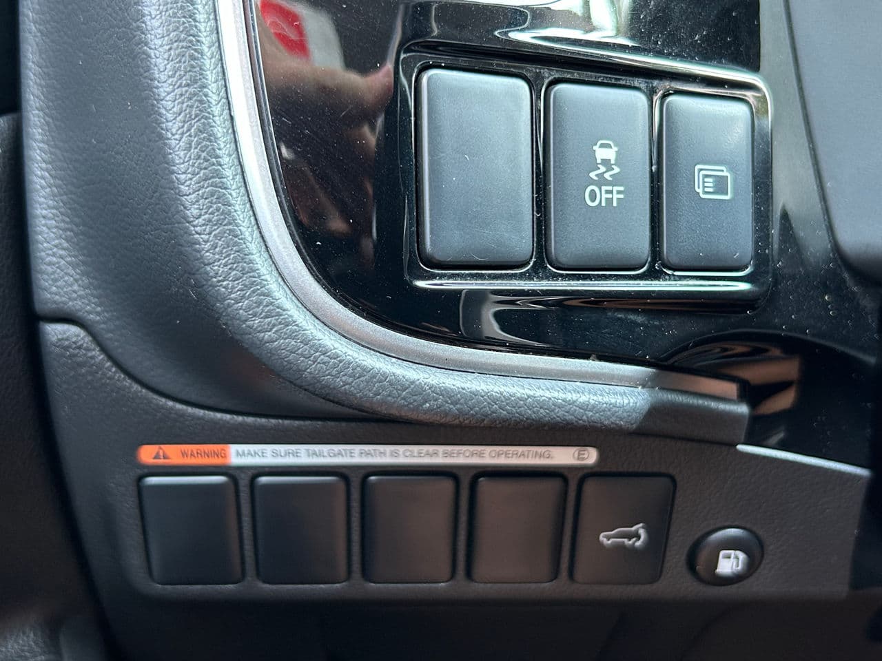 Mitsubishi Outlander 2017 — Миниатюра 11