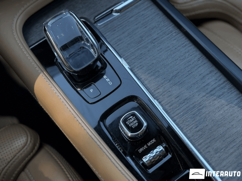Volvo XC 90 2020 — Миниатюра 20