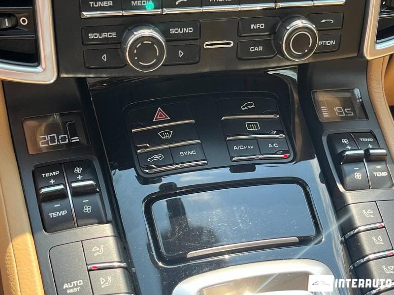 Porsche Cayenne S Hybrid 2015 — Миниатюра 9