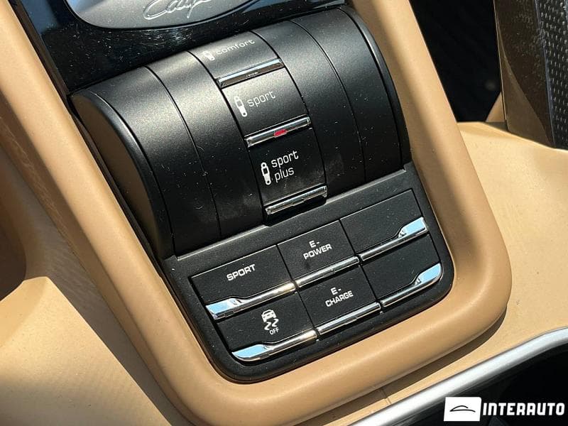 Porsche Cayenne S Hybrid 2015 — Миниатюра 14