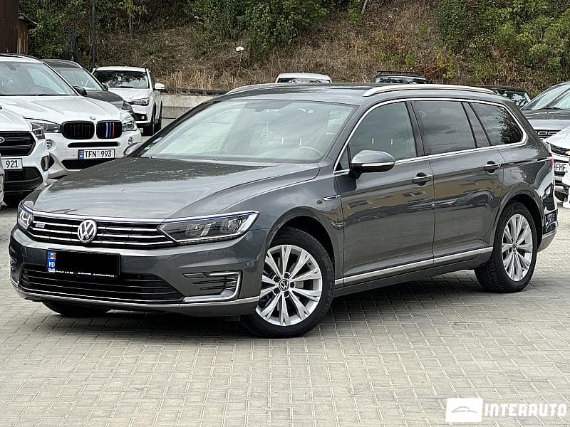 Volkswagen Passat GTE 2016 — Миниатюра 2